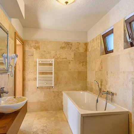 Pensiunea Apuseni Wild Guest house Remeti
